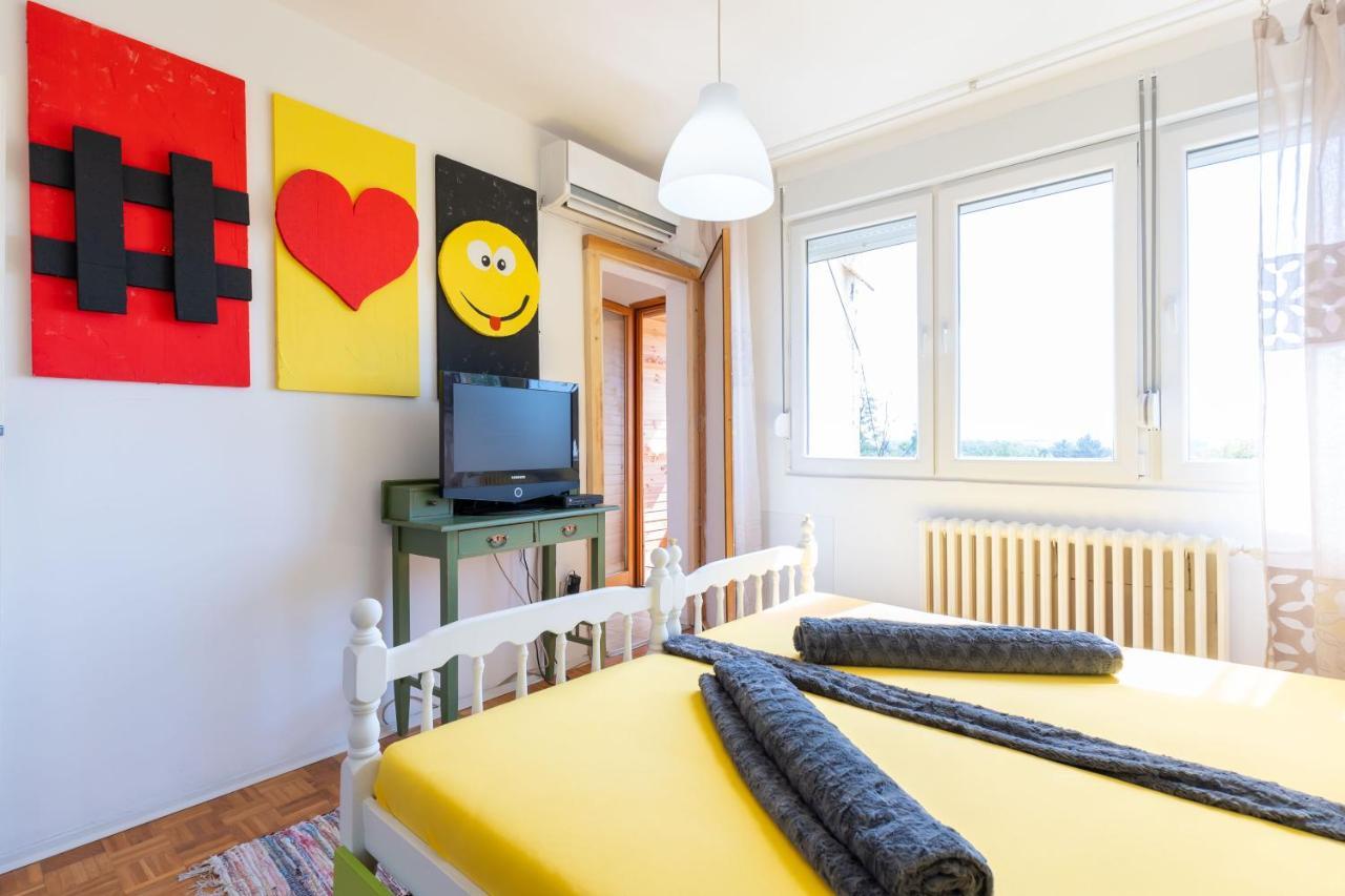 Ferienwohnung Heart Of Zemun Belgrad Exterior foto